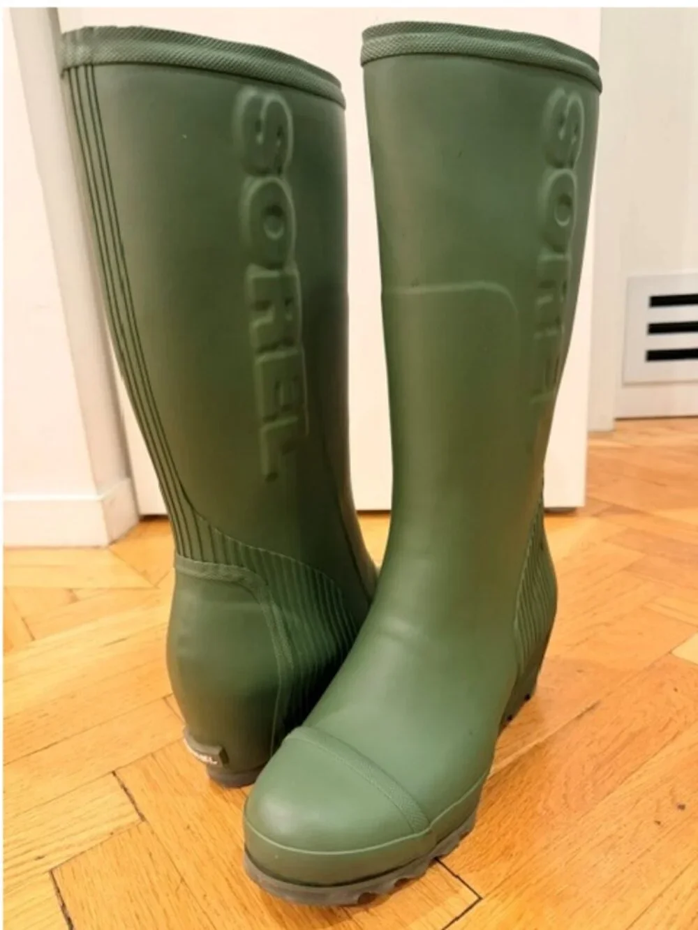 SOREL Joan Wedge II Waterproof Hidden Wedge Rain Boots Olive Green Size 12